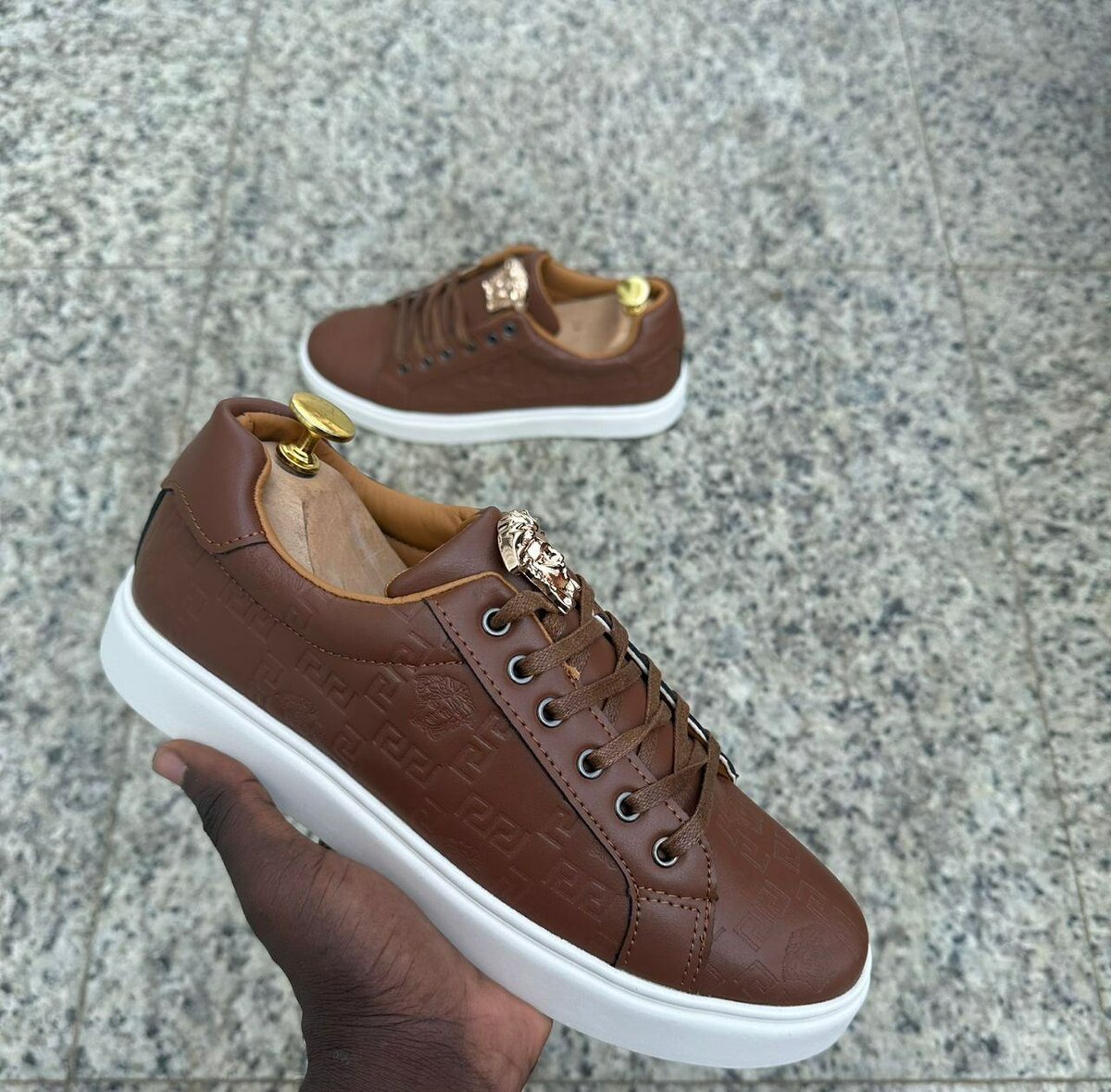 Sneakers en cuir élégants