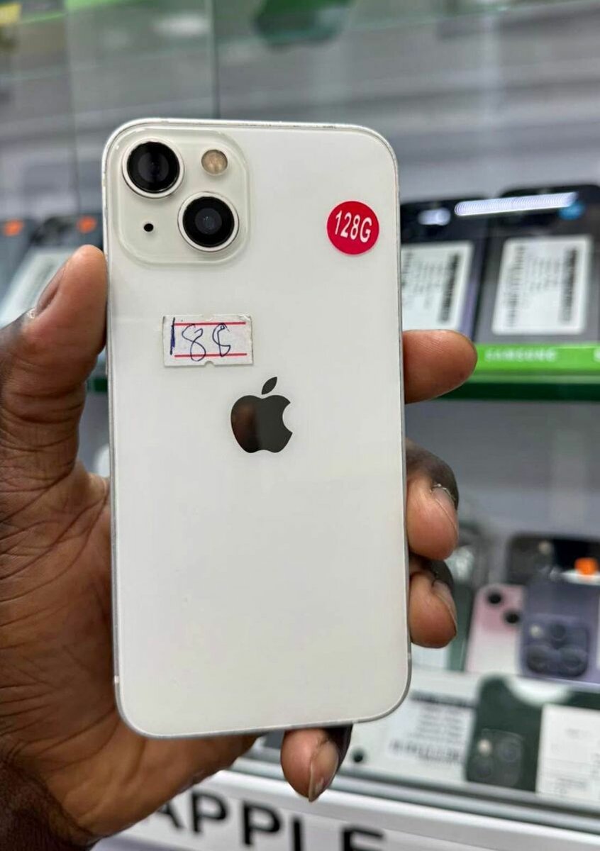 iPhone 13 128GB avec Coque