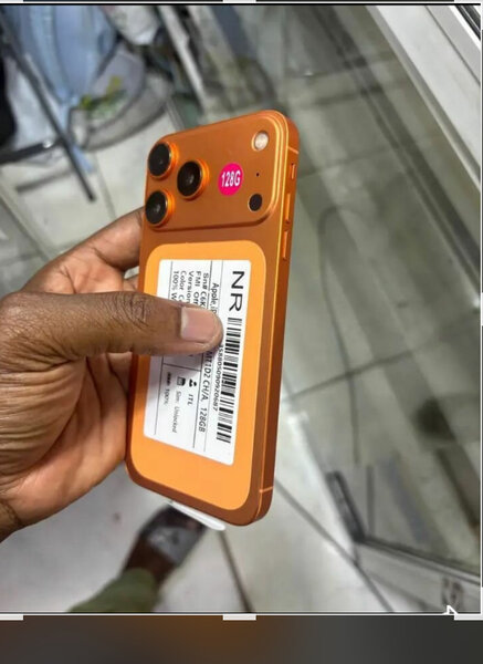 Téléphone portable orange