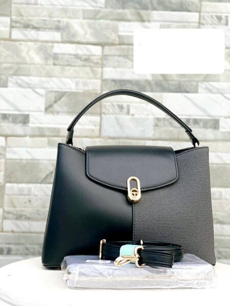 Sac à main élégant en cuir