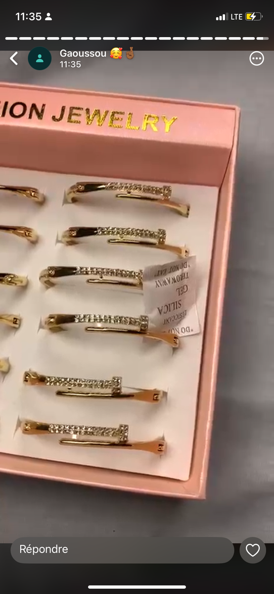 Bracelet doré élégant