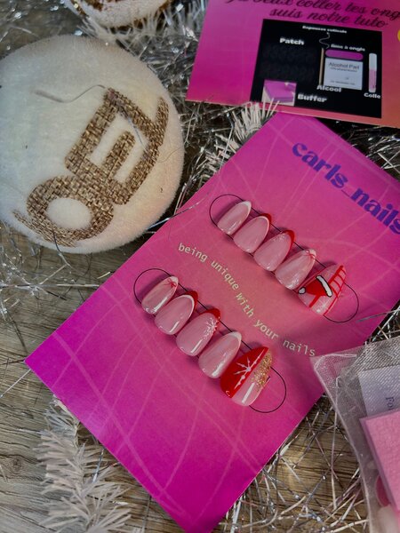 Festive Press-On Nails