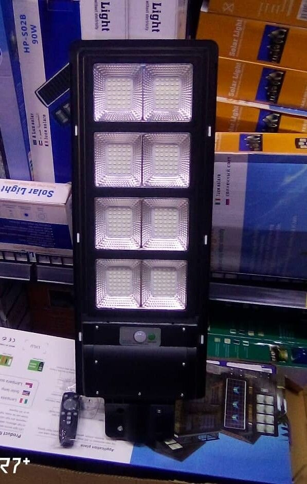 Lampadaire solaire 400W