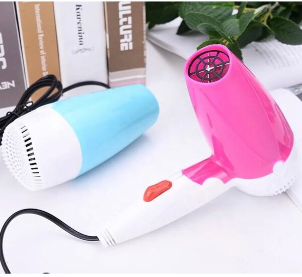 Mini sèche-cheveux pliable
