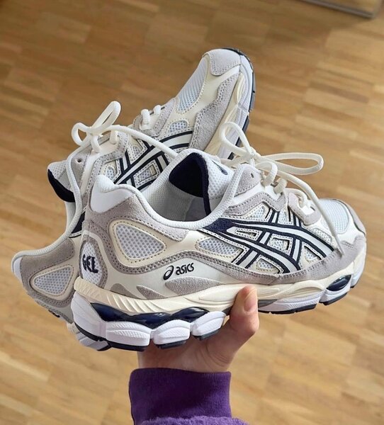 Chaussures de course ASICS