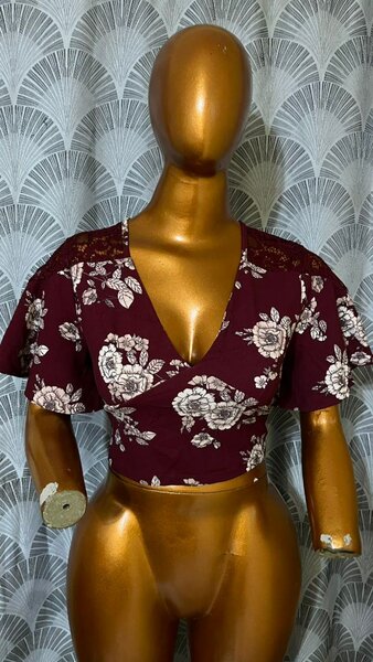 Haut court fleuri femme