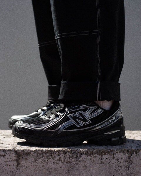 New balance 740