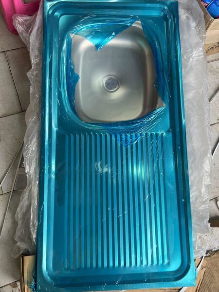 Évier de cuisine en acier inoxydable