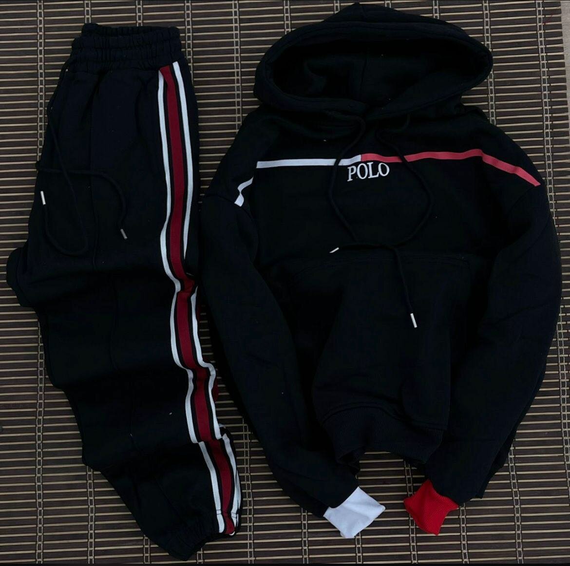 Ensemble de jogging tendance