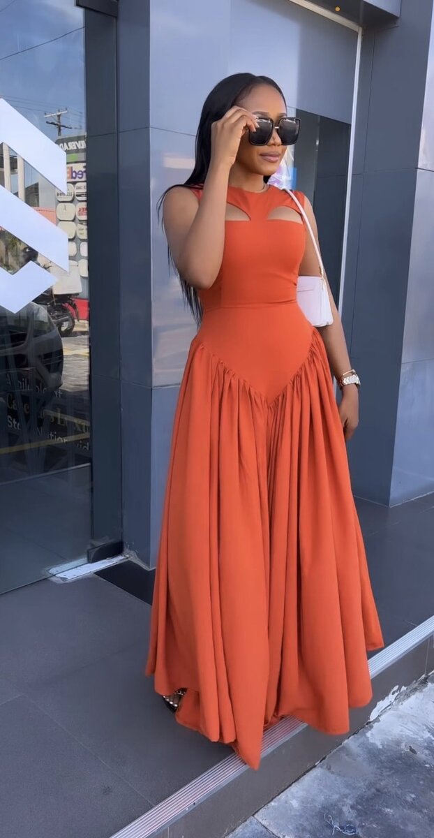 Robe élégante et moderne