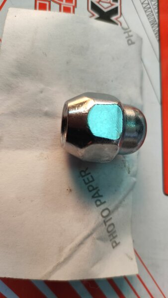 Оригинальные колесные гайки на KIA, HYUNDAI