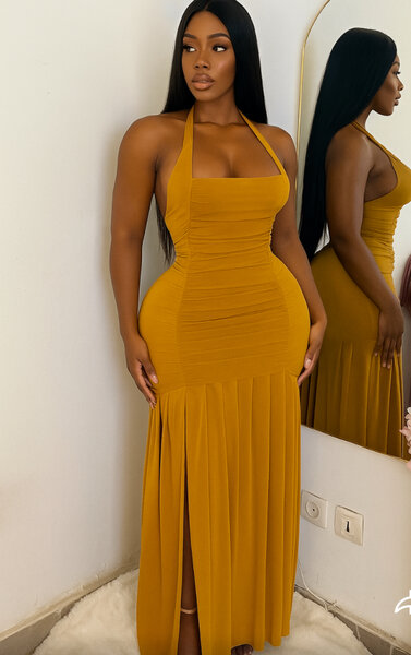 Robe Élégante Longue Fendue