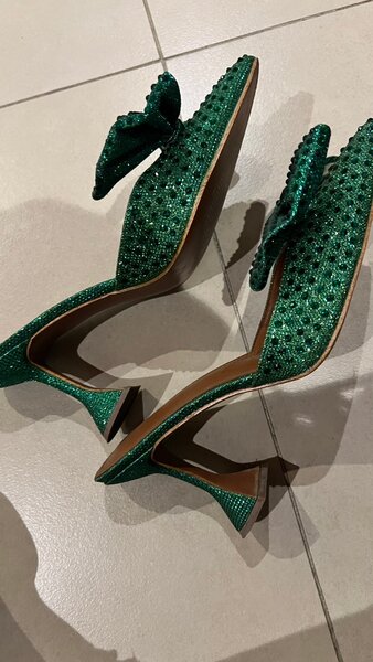 Mules à talons strass verts