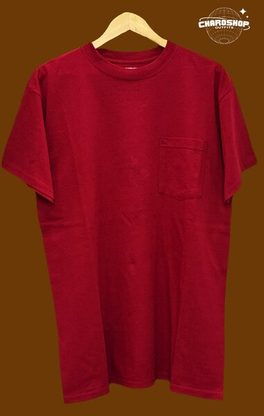 T-shirt rouge avec poche