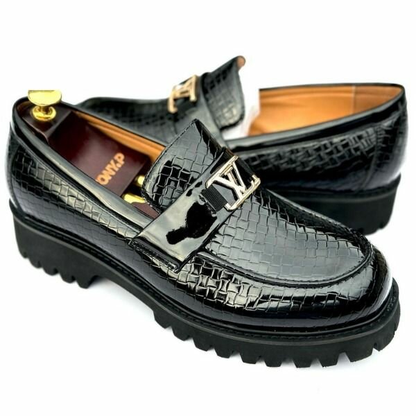 LV Mirror Loafer Slip-on Shoe for Men