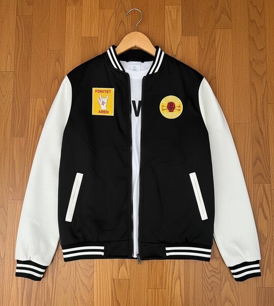 Varsity Jacket noir et blanc