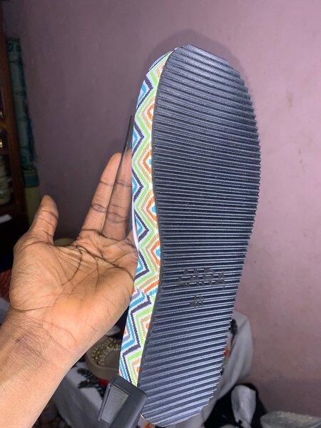 Chaussons Zara à motif coloré