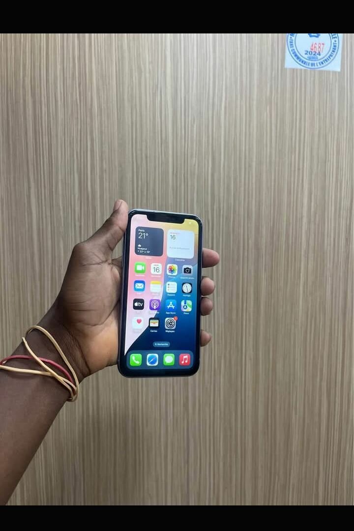 iPhone 11 - Smartphone High-Tech