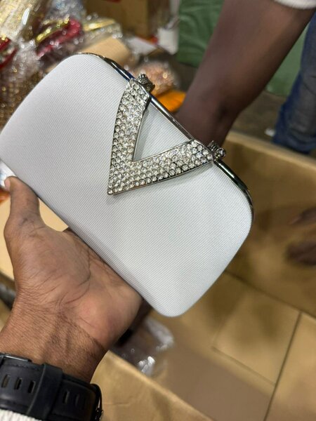 Pochette Luxueuse Blanche