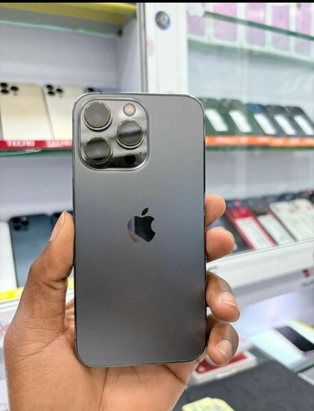 iPhone 14 Pro 256Go Gris Sidéral