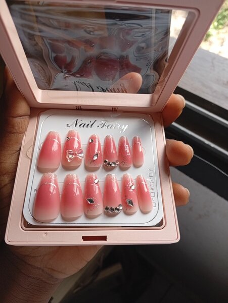 Ongles Faux Décoratifs