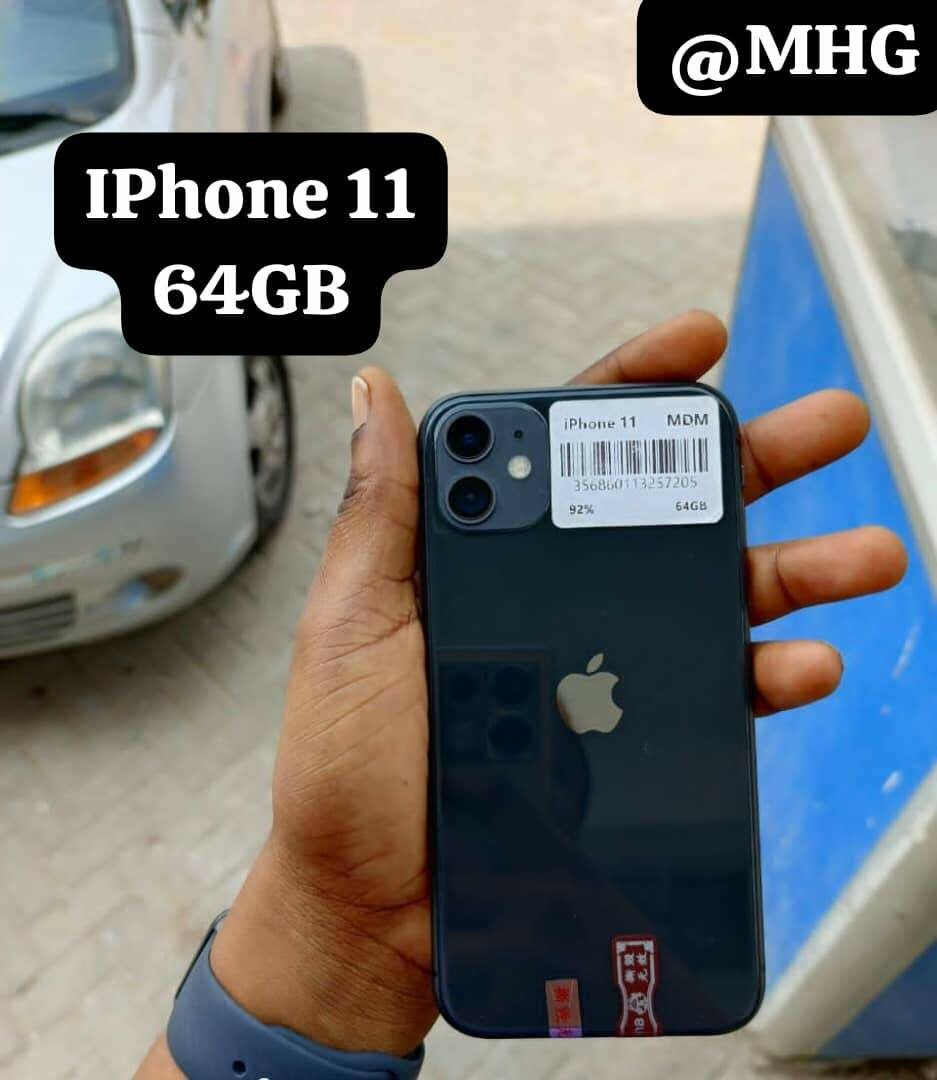 IPHONE 11(64GB)