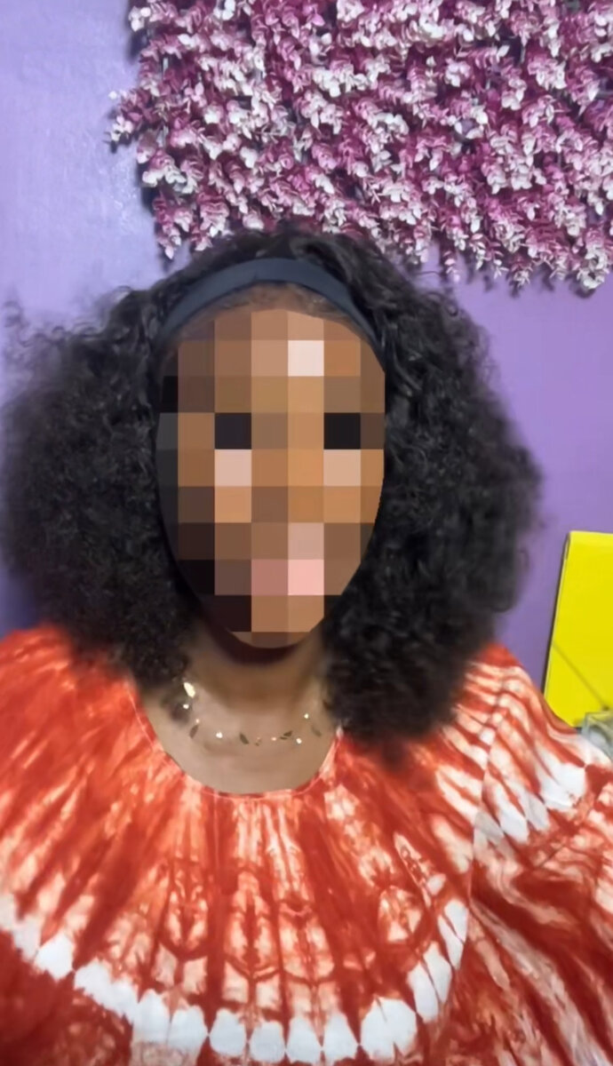 Perruque Bouclée Noire Femme