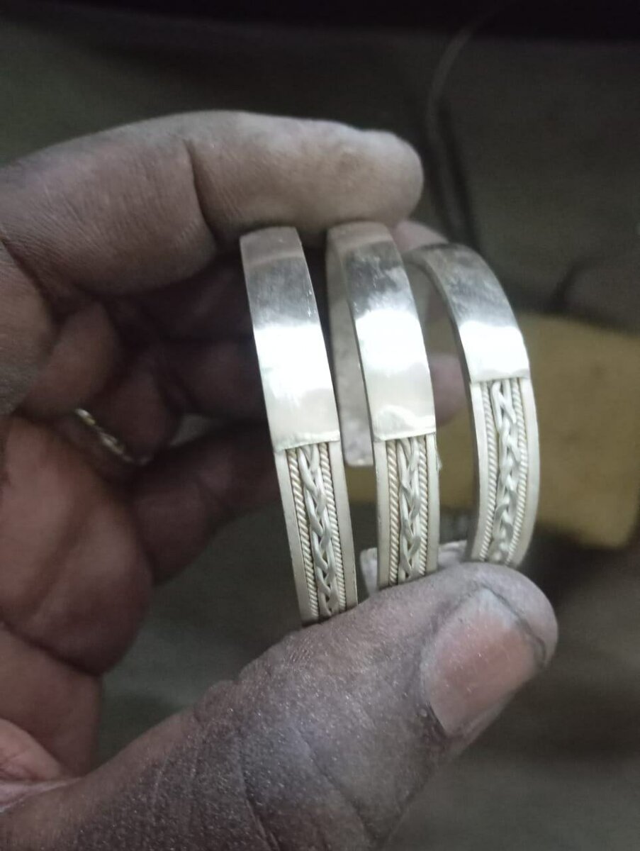 Bague en argent blanc scintill