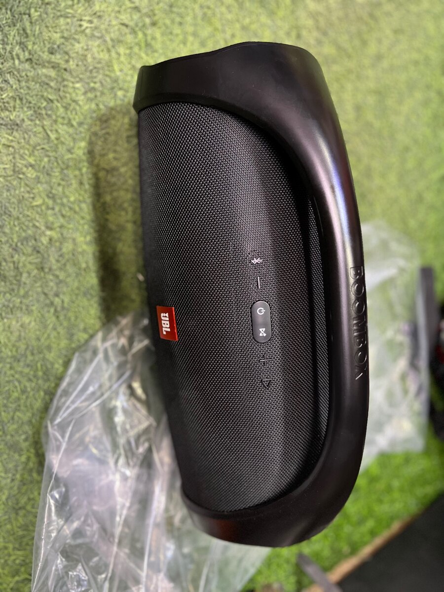 Jbl boombox