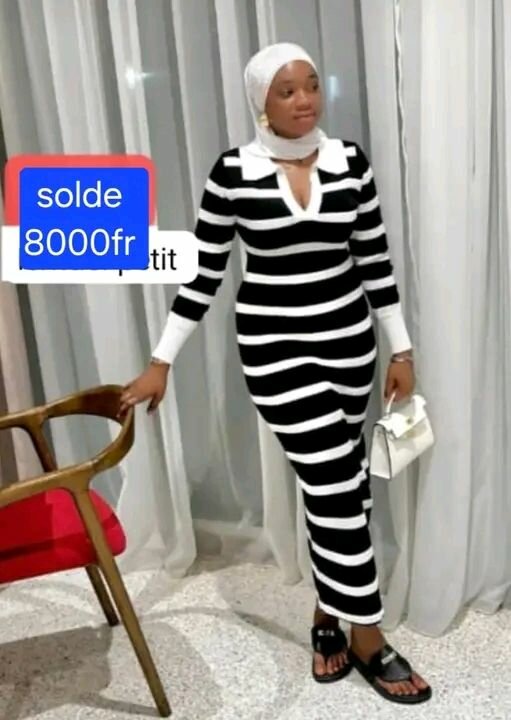 Robe Longue Rayée Élégante