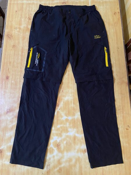 Pantalon cargo convertible Out