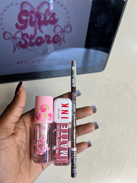 Crayon à lèvres mat et brillant