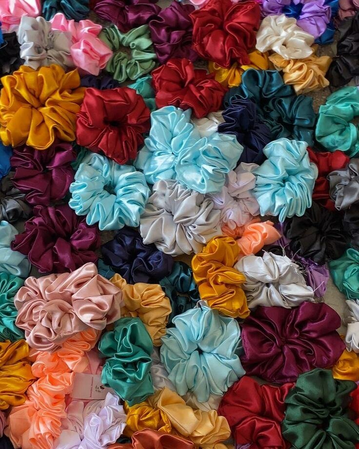 Chouchous en satin colorés