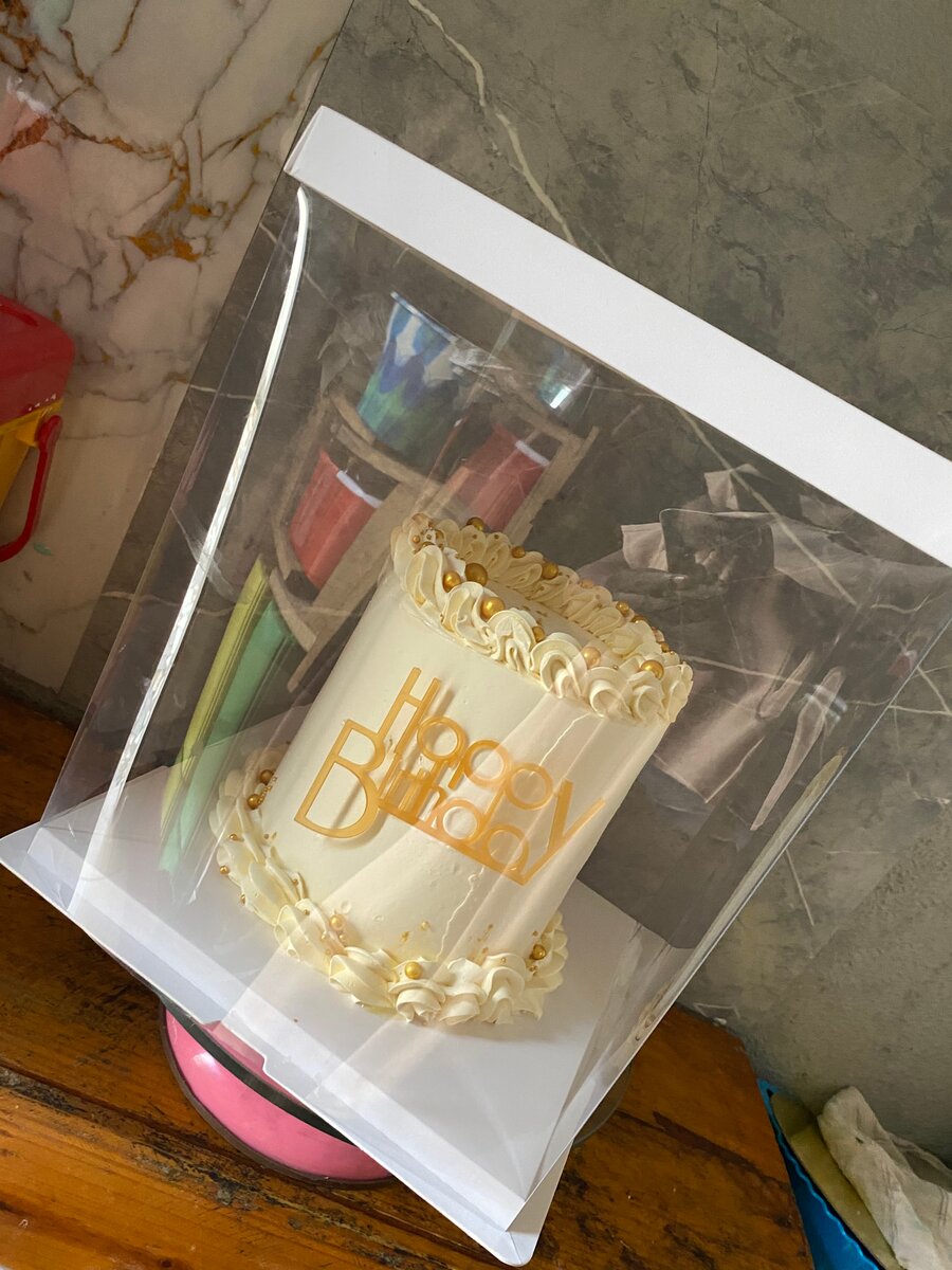 Gâteau d'anniversaire élégant