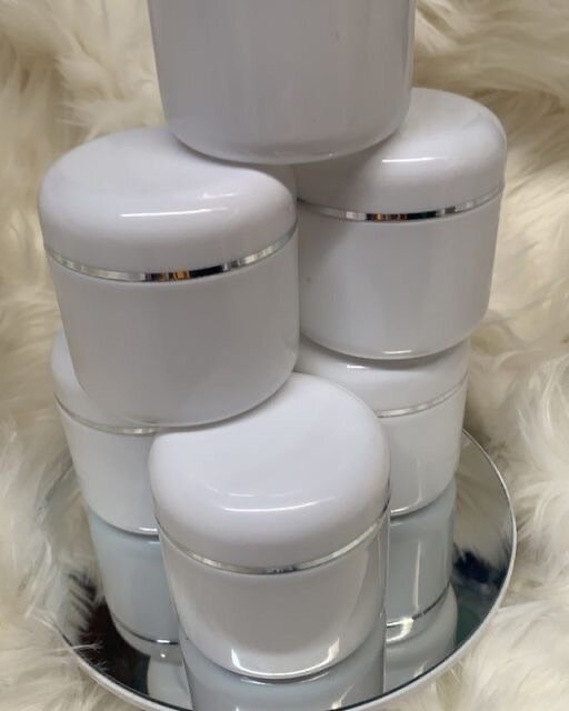 Produit fessier et seins