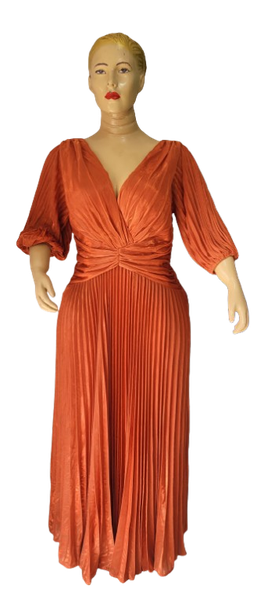 Robe longue plissée élégante