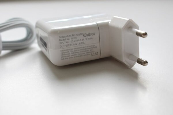 CHARGEUR MACBOOK MAGSAF T2 80W