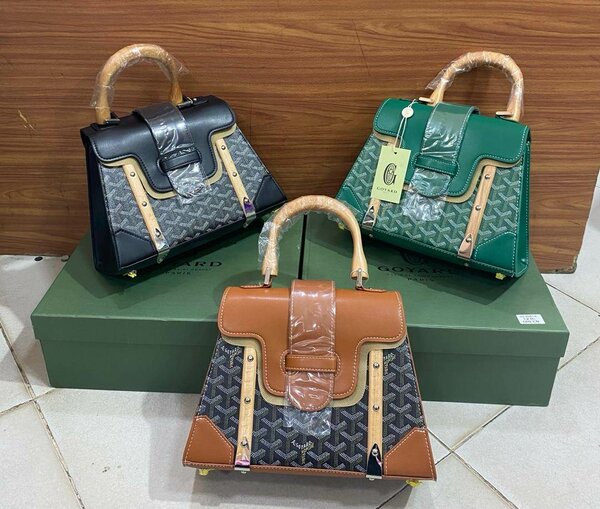 Hand bag's