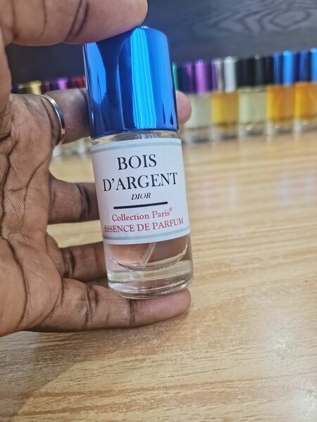 Essence - Bois d'Argent Dior