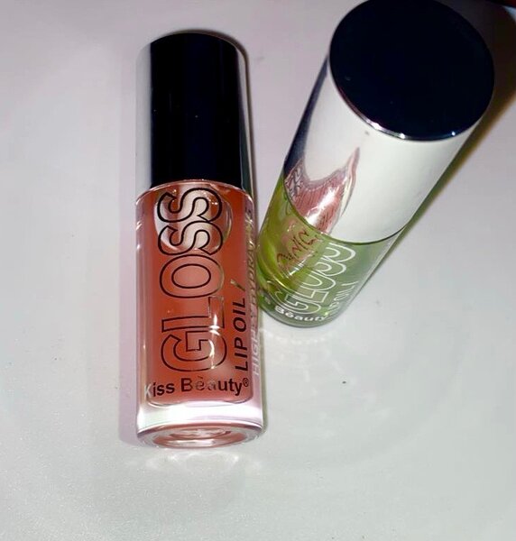 Kiss beauty lip glosses