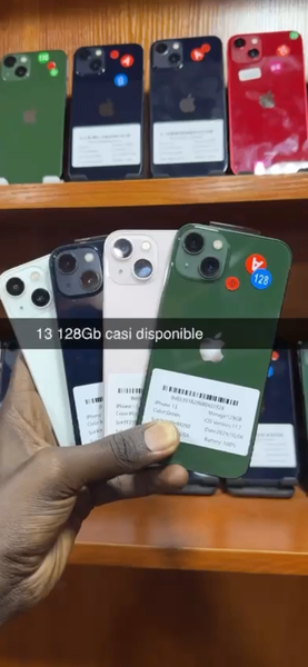 iPhone 13simple casi neuf