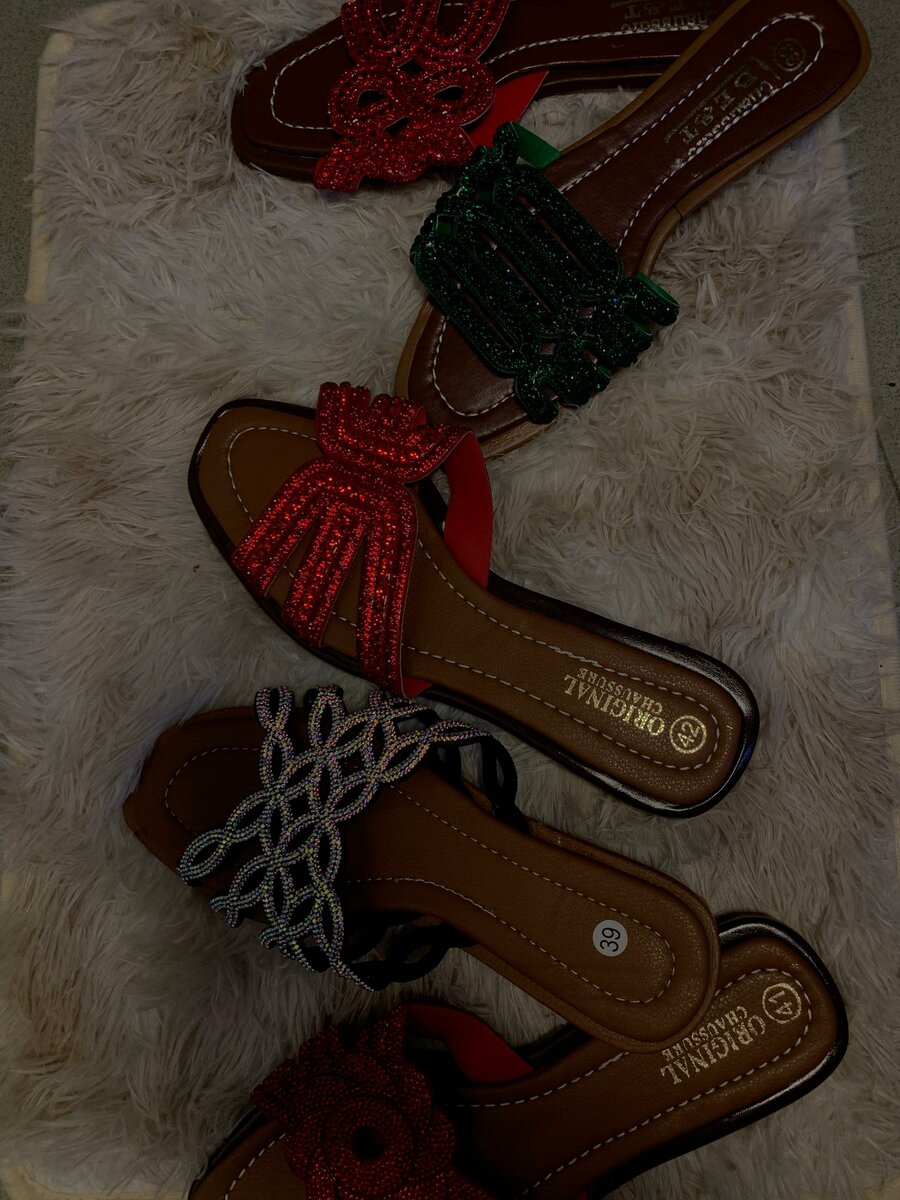 Sandales à talons perlées femmes