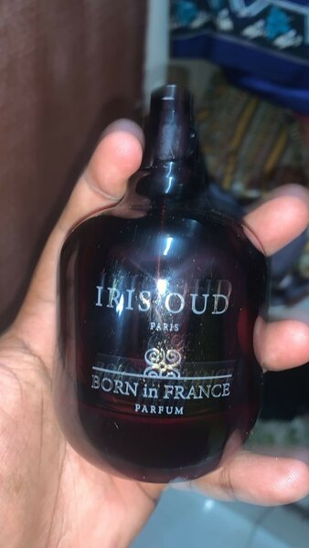 Parfum Iris Oud Born in France