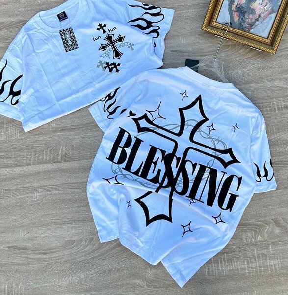 Men's quality T-shirts available