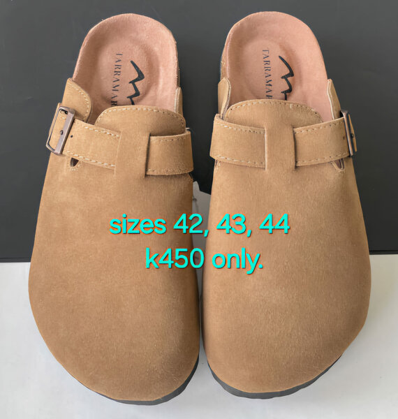 Suede camel colored clogs 