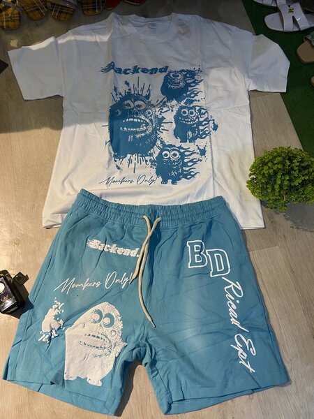 Ensemble t-shirt et short tendance