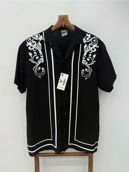 Chemise à motifs originaux