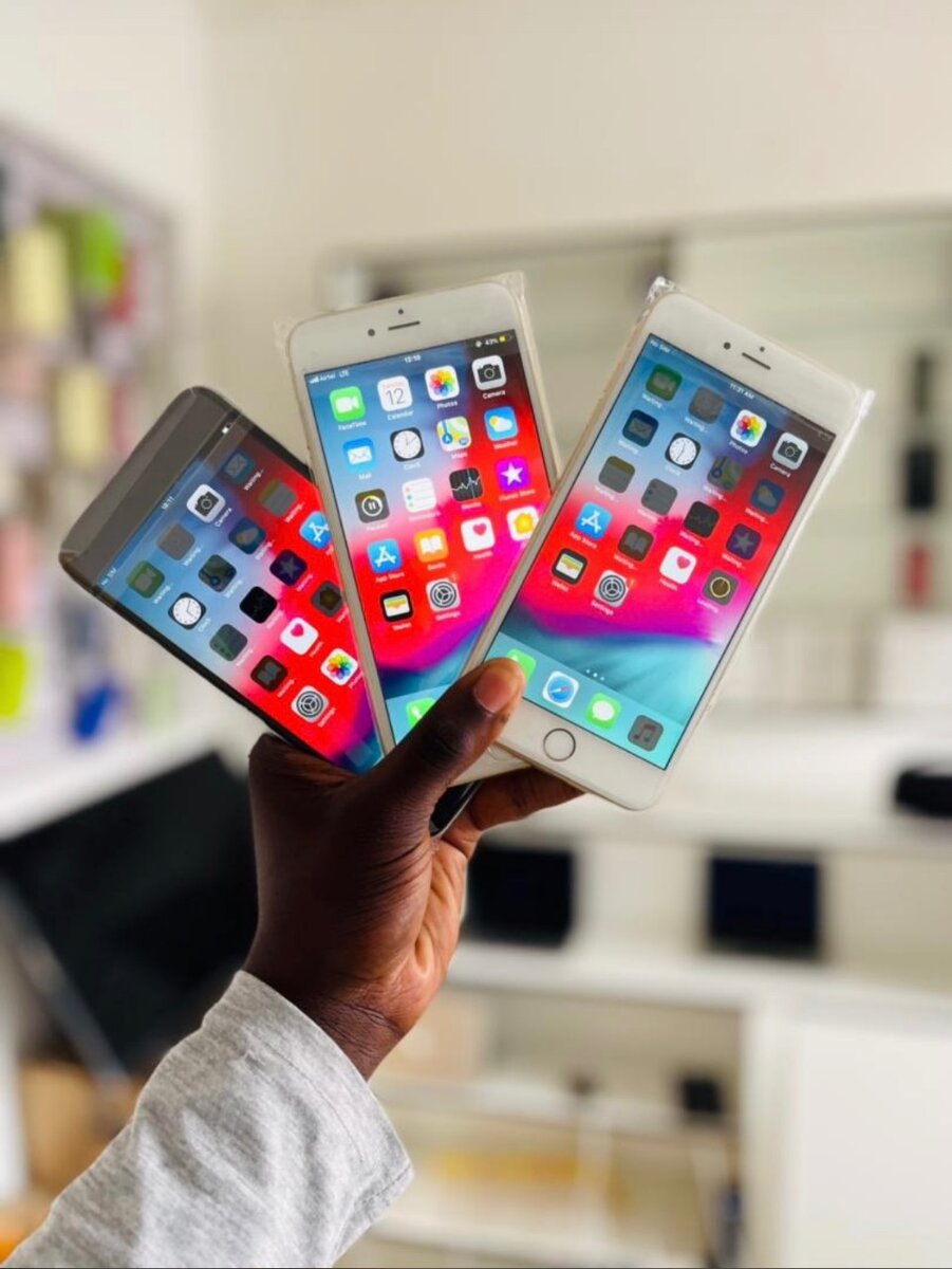 PRE OWNED IPHONES 6plus 64gb