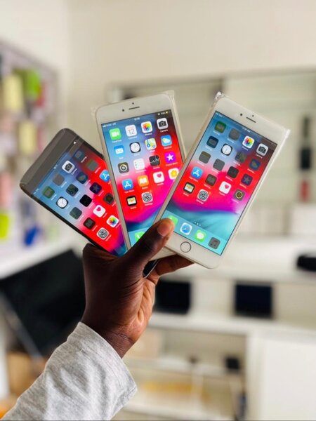 PRE OWNED IPHONES 6plus 64gb