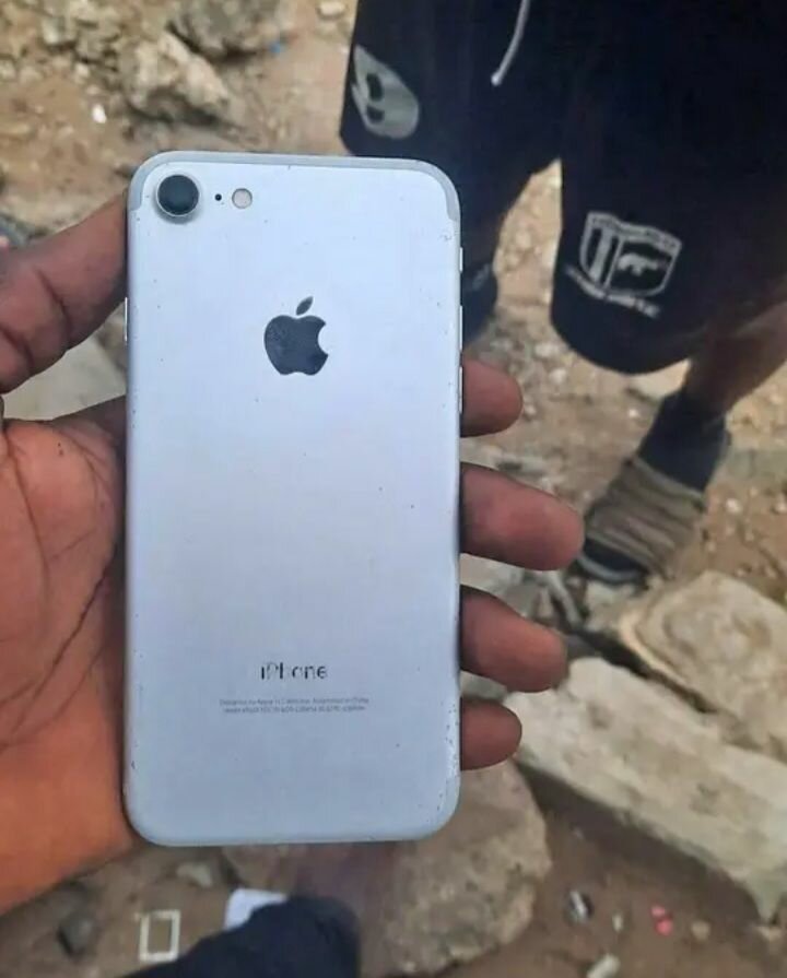 iPhone 7 d'occasion argent